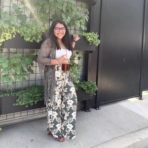 Meet your Posher, Estefania